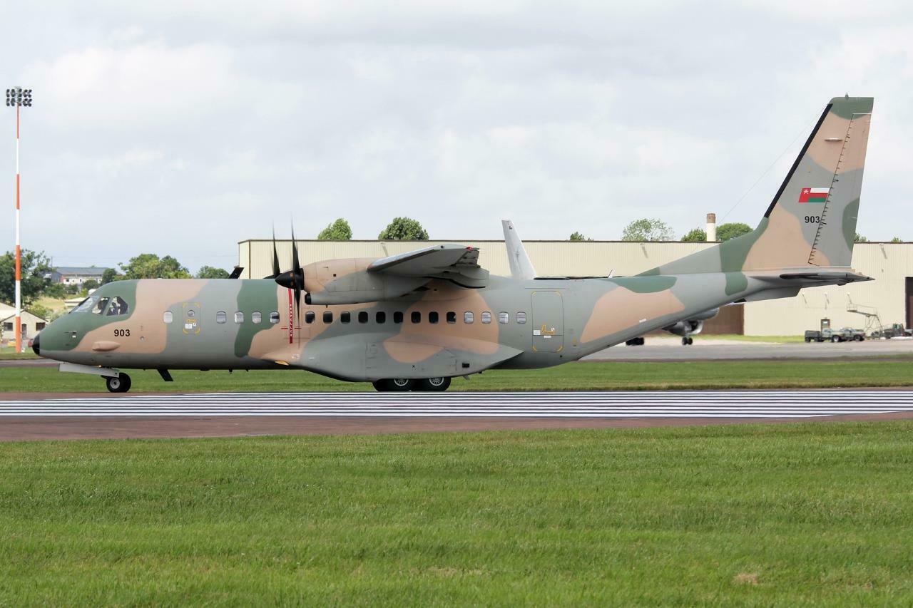 En este momento estás viendo Oman Air Force CASA CN-295 903 colour photograph