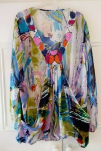 Lee más sobre el artículo NEW WITH TAG.CASA  SIZE XXL SUMMER TOP WITH BEADED NECKLINE. CHARITY SALE