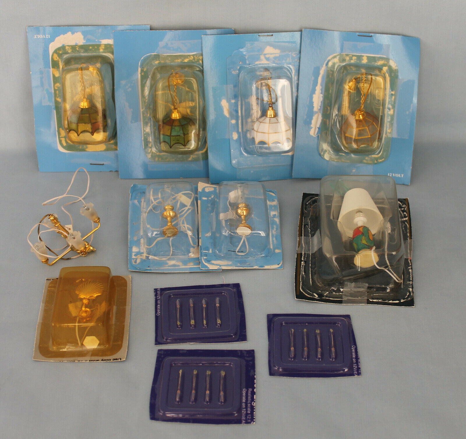En este momento estás viendo 9 Luces de casa de muñecas con enchufes. 12V 9 Dollhouse Lights with Plugs