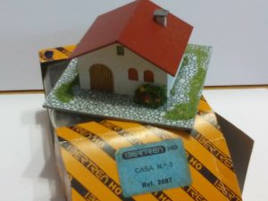 Lee más sobre el artículo CAJA  – CASA Nº 3  – IBERTREN 2687  HO H0