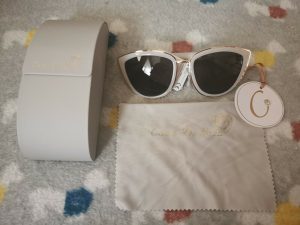 Lee más sobre el artículo Avon Casa Di Rosa Sunglasses with case BRAND NEW DESIGNER VALUE