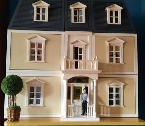 Lee más sobre el artículo Casa de muñecas victoriana