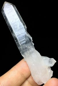 Lee más sobre el artículo 26G Tíbet Himalaya Raro Raw Natural lemuriana punto de cristal de cuarzo p510
