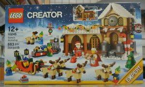 Lee más sobre el artículo Set Lego Santa’s Workshop 10245 NUOVO SIGILLATO MISB Casa officina Babbo Natale